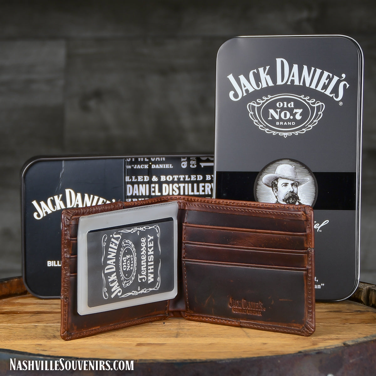Jack Daniels Billfold Wallet in Natural Leather with Old No.7 Medallion