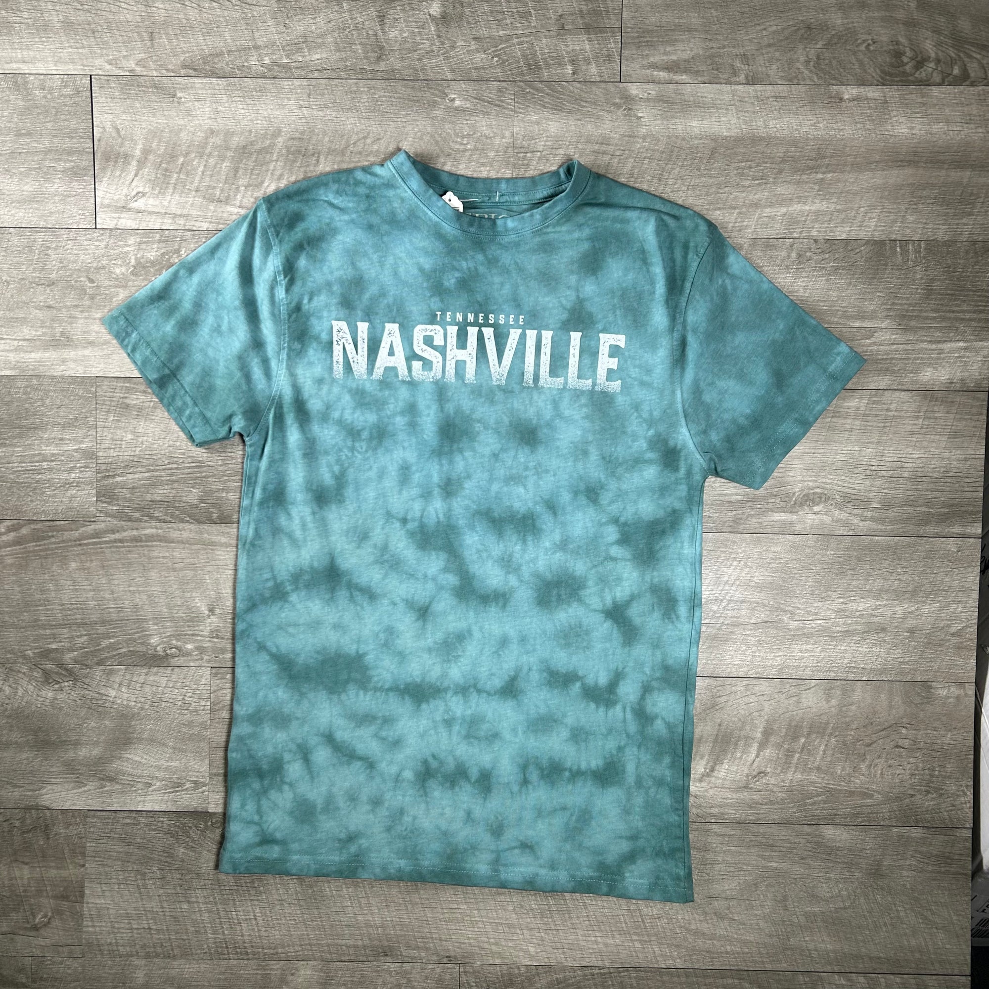 Big, bold Nashville TN T Shirt