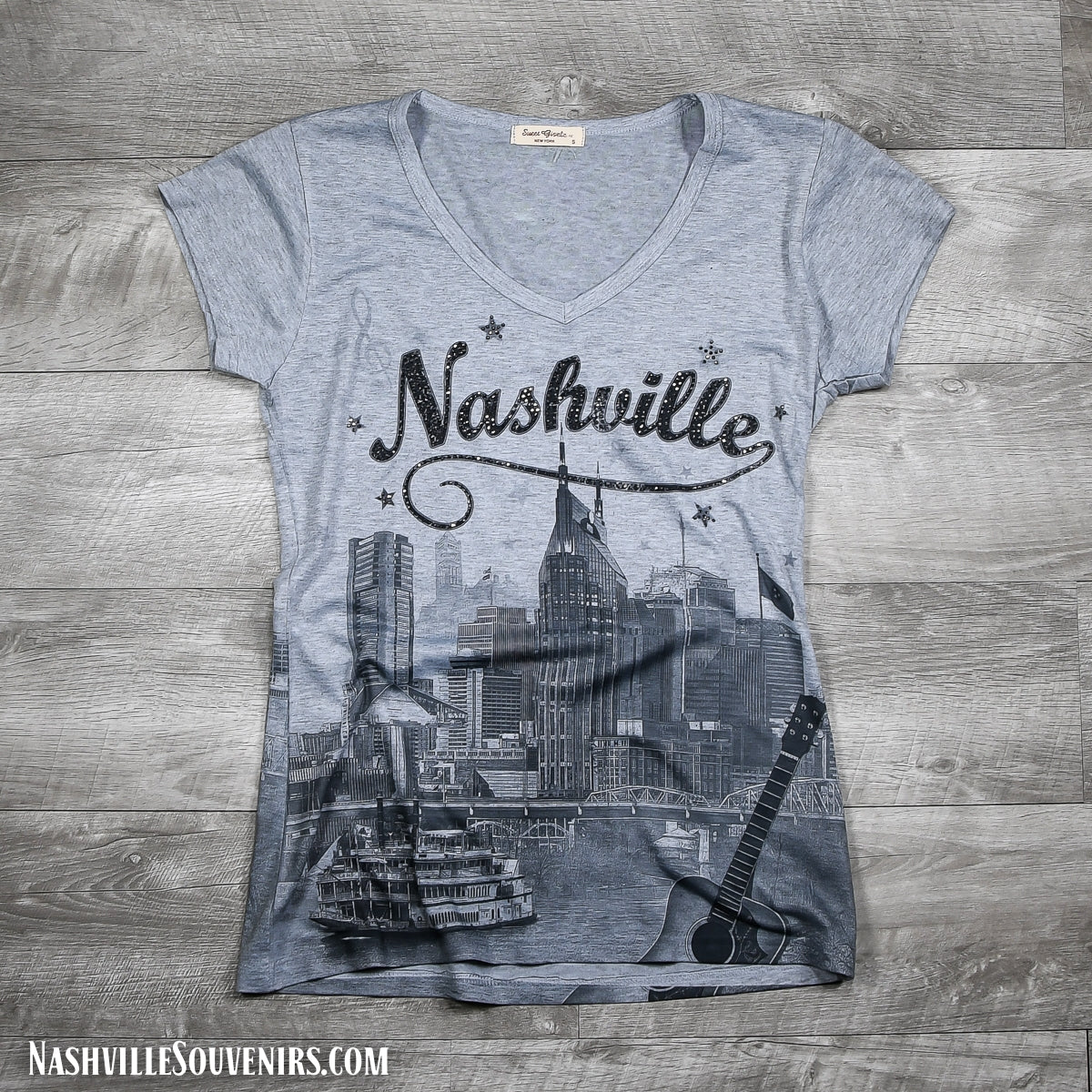 Women's Nashville T-shirt with Riverfront Skyline