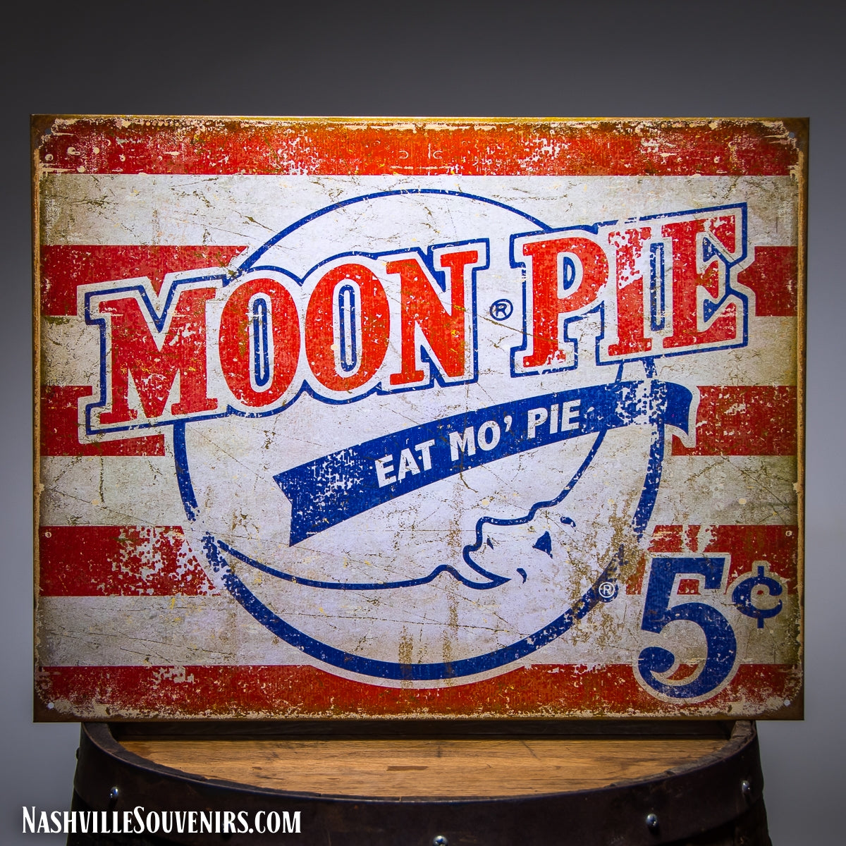 Moon Pie Eat Mo' Pie Tin Sign