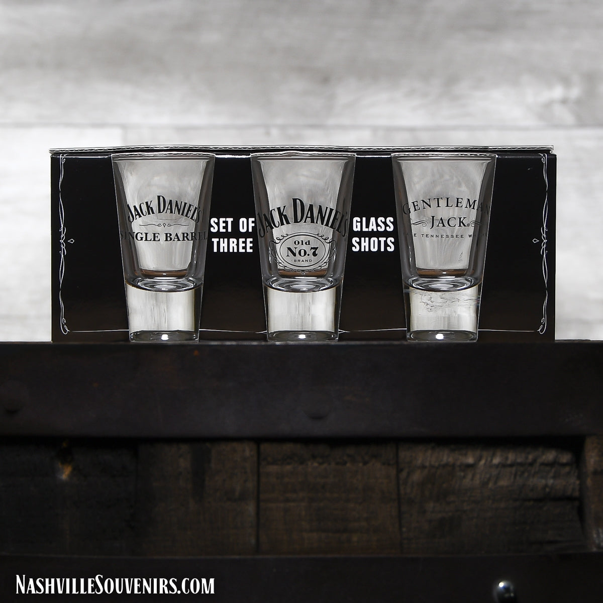 Shoot with Style! Great licensed Jack Daniels Gift Set with Glasses. Get yours today with FREE SHIPPING on all US orders over $75! There different Jack Daniel's logos featured in this JD giftset.