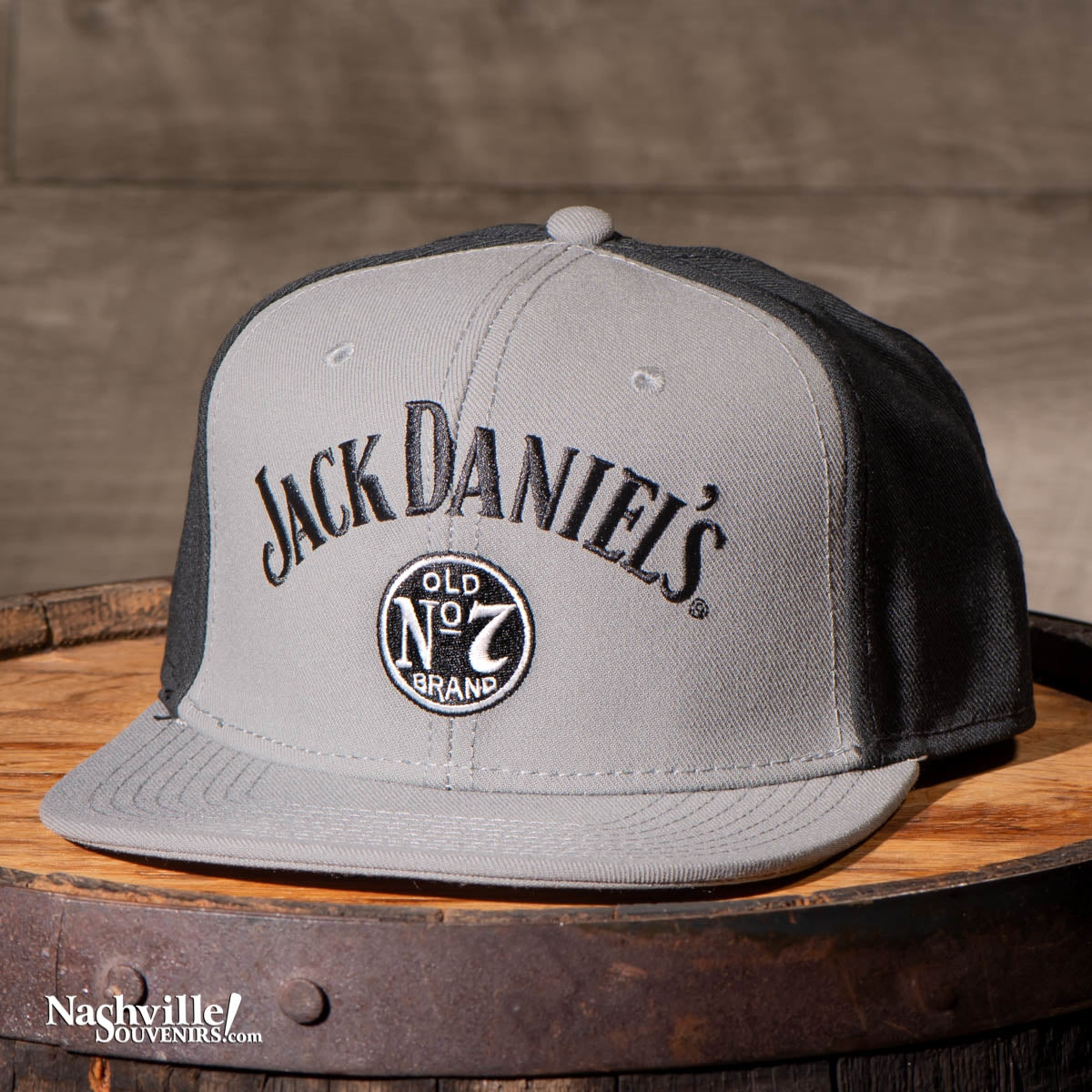 This Jack Daniel's flat brim cap has the classic Jack Daniel's swing and bug logo embroidered on the crown. The JD signature is stitched in black while the Old No.7 Brand logo is in the traditional circular shaped white on black design.